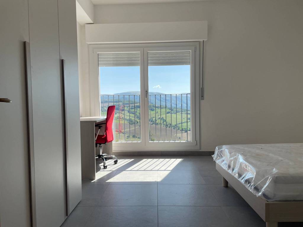Appartamento a Camerino in Viale Giacomo Leopardi - Foto 4