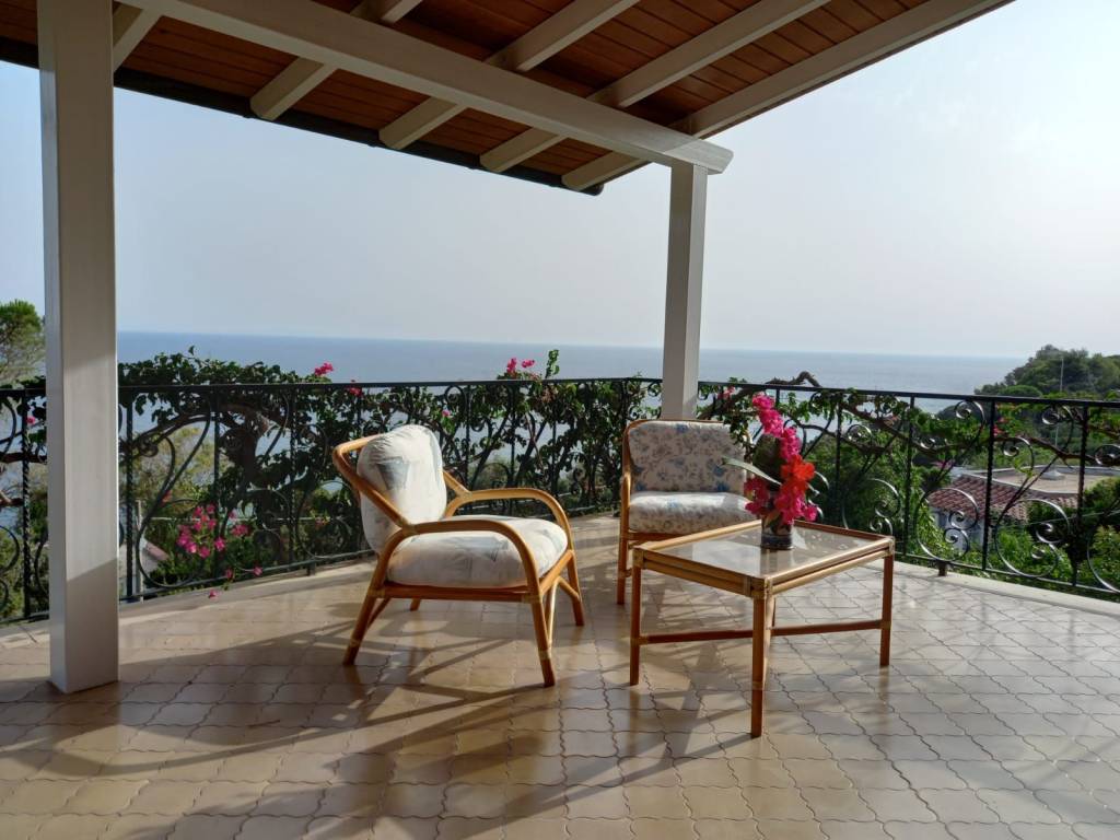 Villa a San felice circeo in Via Grotta delle Capre - Foto 2