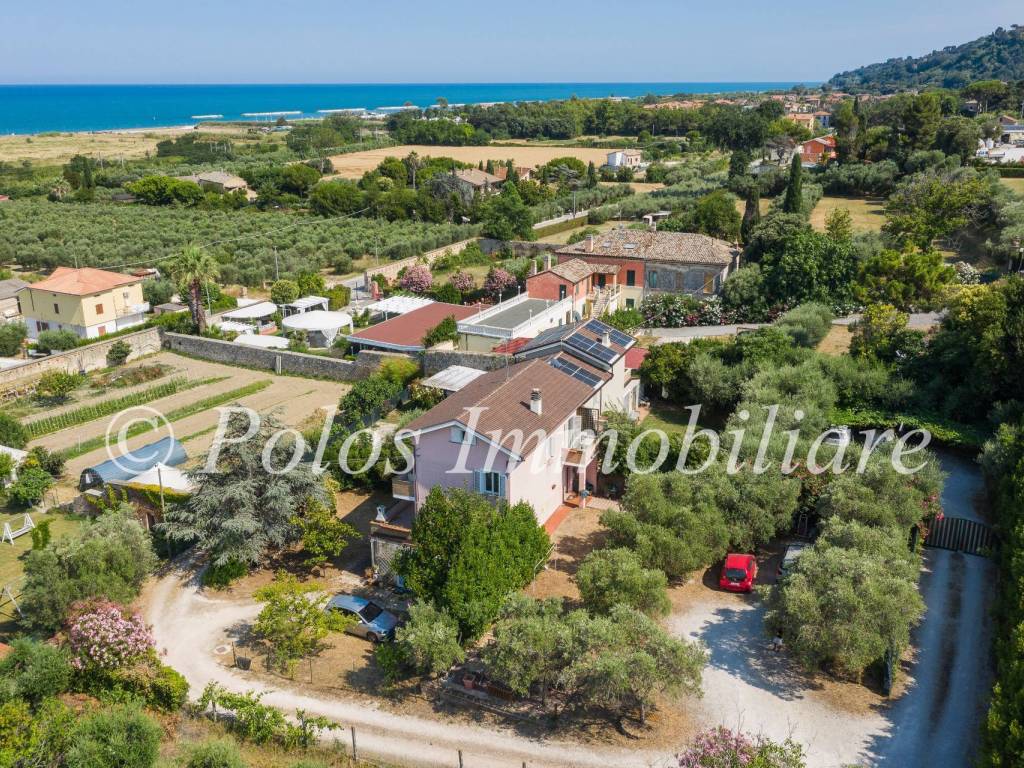 Casa indipendente a Fermo in Contrada Marina Palmense, 97 - Foto 2