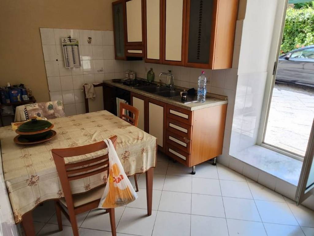 Appartamento a Portici in Via Campitelli - Foto 4