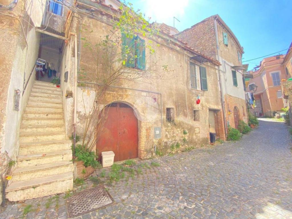 Appartamento a Palombara sabina in Via dei sabini, 48 - Foto 2