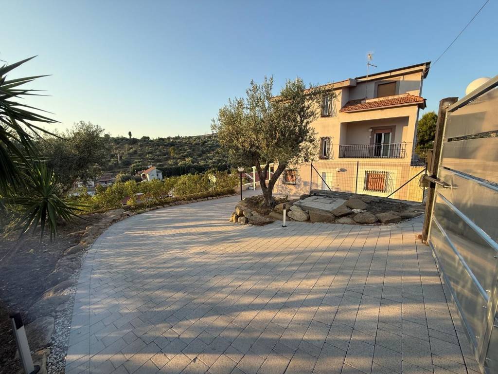 Appartamento a Caltanissetta in Contrada Niscima - Foto 2