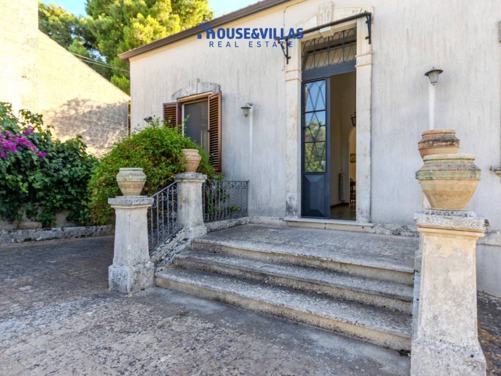 Villa a Noto in SAN CORRADO FUORI LE MURA - Foto 3