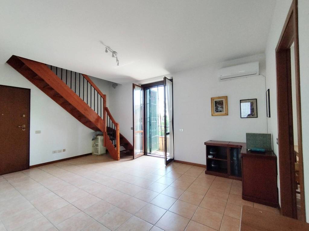 Appartamento a Bornasco in Via Olonetta, 5 - Foto 2