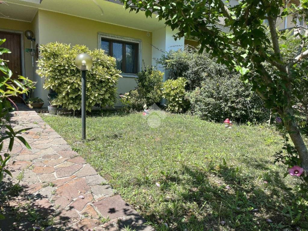 Villetta a schiera a Pasian di prato in Via V.Monti, 19 - Foto 3