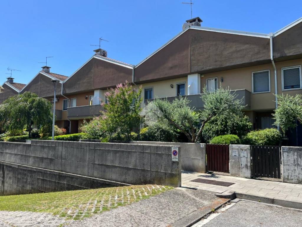 Villetta a schiera a Pasian di prato in Via V.Monti, 19 - Foto 4