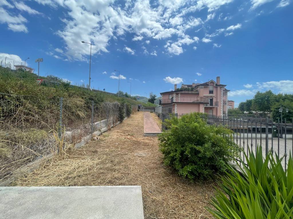 Appartamento a Salerno in Via Raffaele Schiavone, 10 - Foto 2