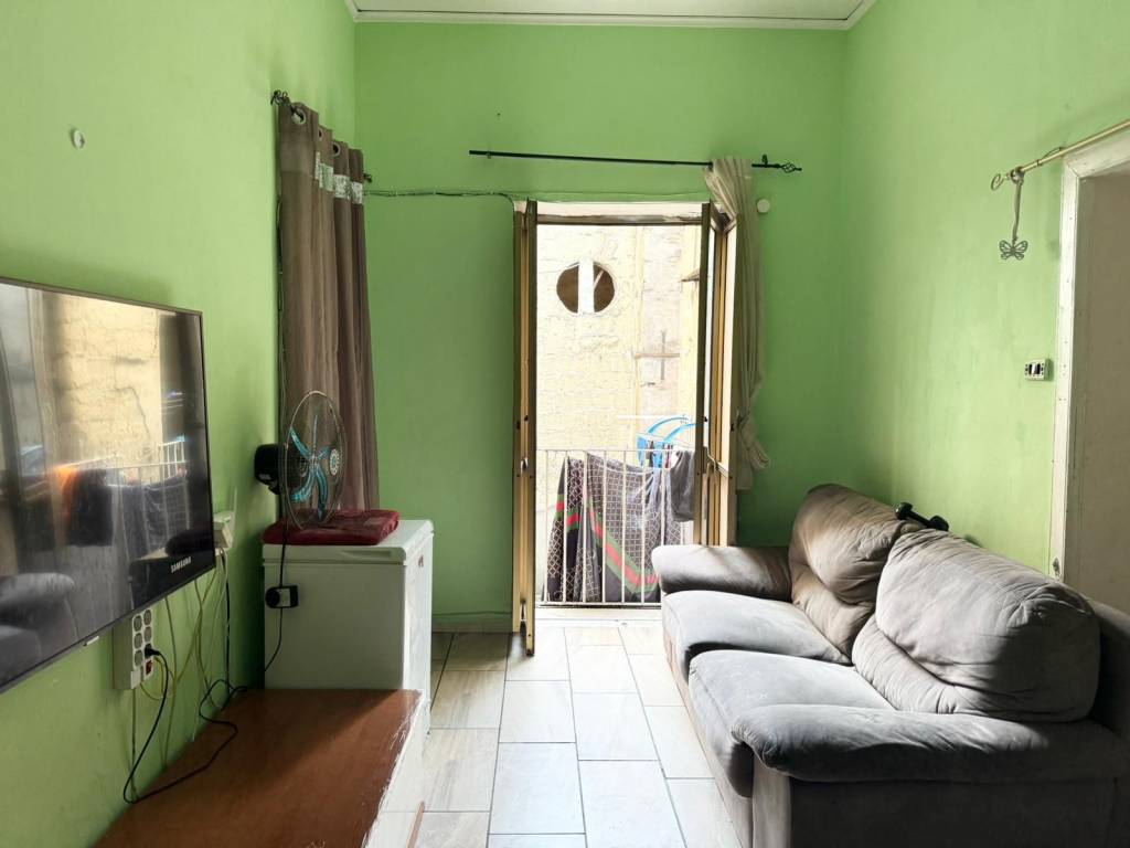 Appartamento a Napoli in Via San Cosmo Fuori Porta Nolana - Foto 2
