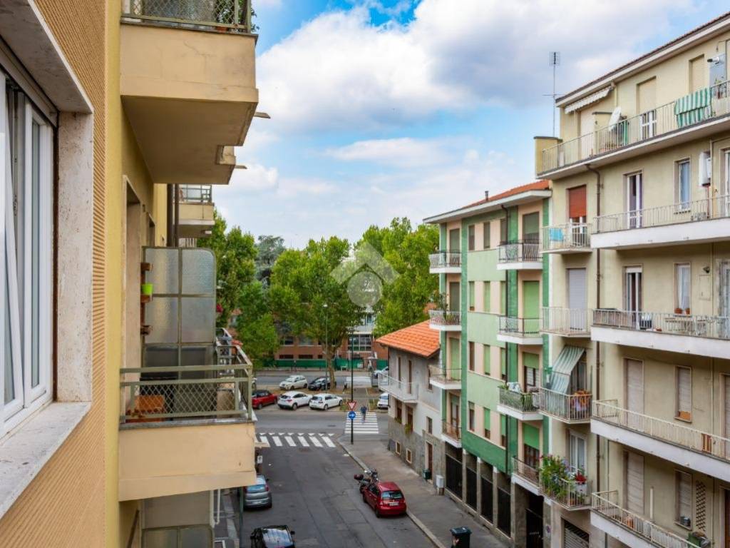Appartamento a Torino in Via Borgosesia, 103 - Foto 3