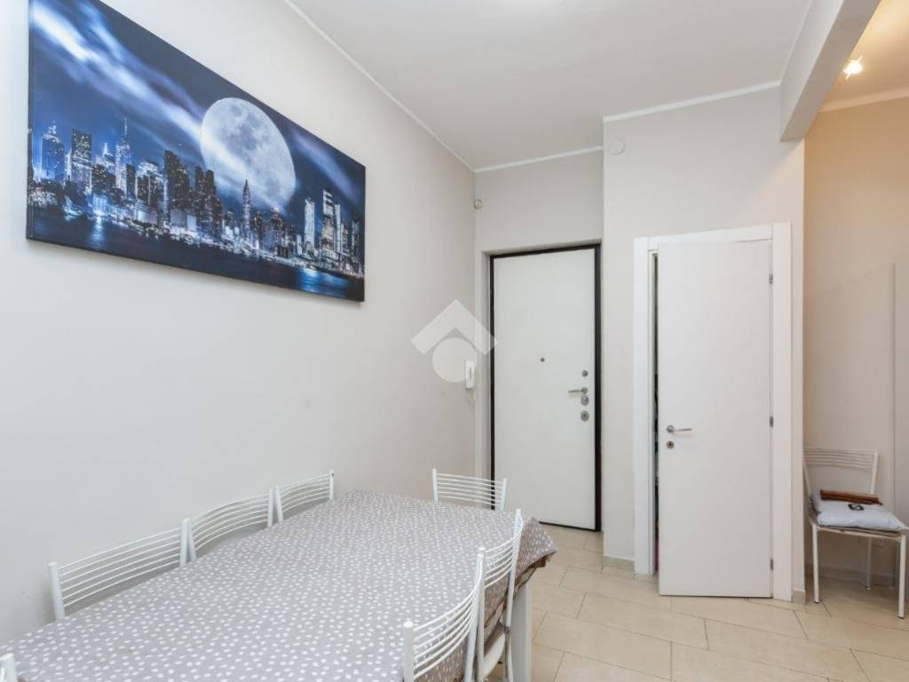 Appartamento a Torino in Via Borgosesia, 103 - Foto 4