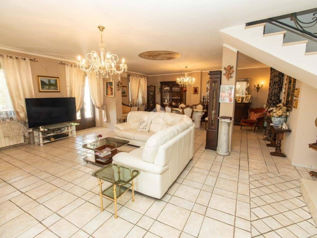 Casa indipendente a Leinì in Strada Canova Pogliani, 40 - Foto 3