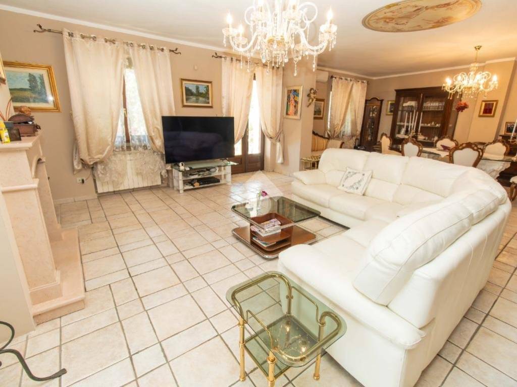 Casa indipendente a Leinì in Strada Canova Pogliani, 40 - Foto 4