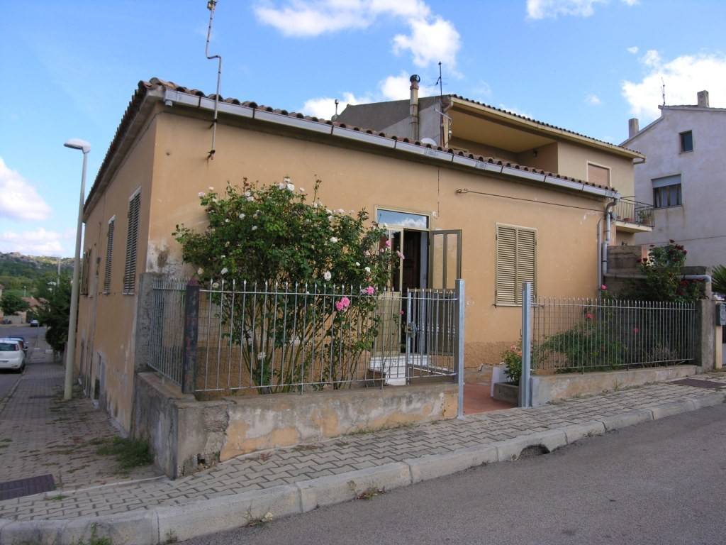 Villa a Arzachena in Via Goffredo Mameli - Foto 4