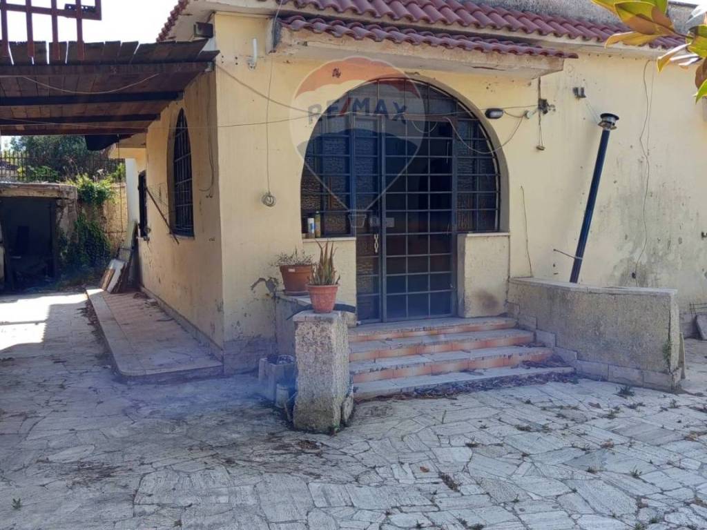 Casa indipendente a Aprilia in Via Gidora - Foto 2