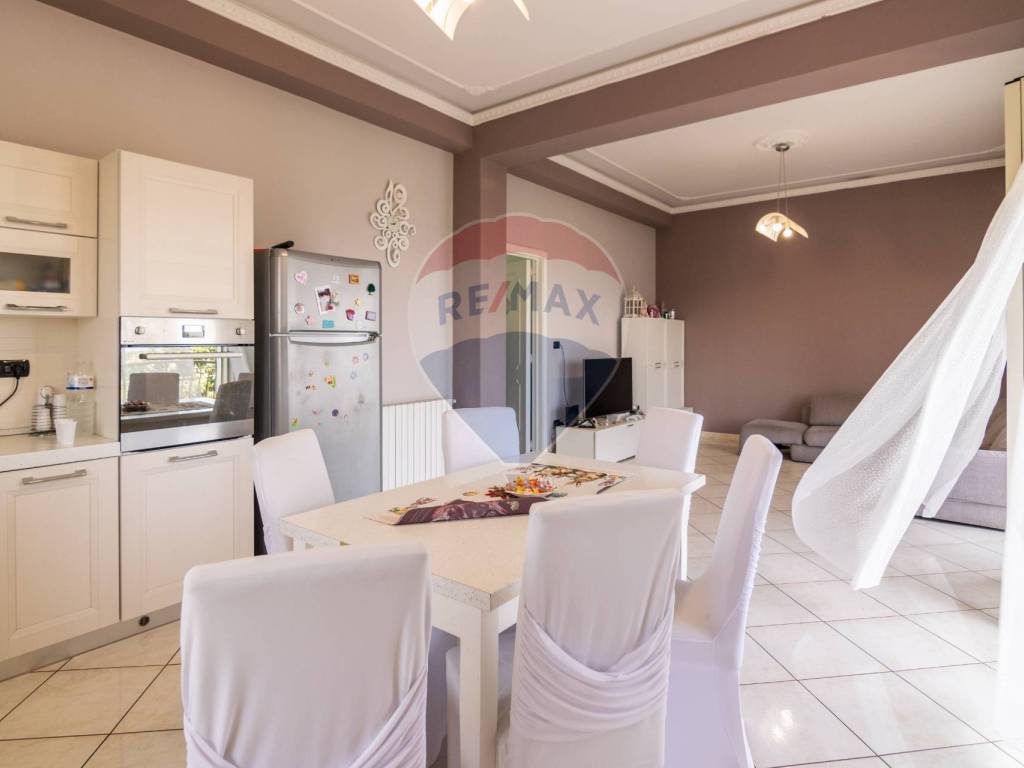 Casa indipendente a Acireale in Via Bonpietro, 28 - Foto 4