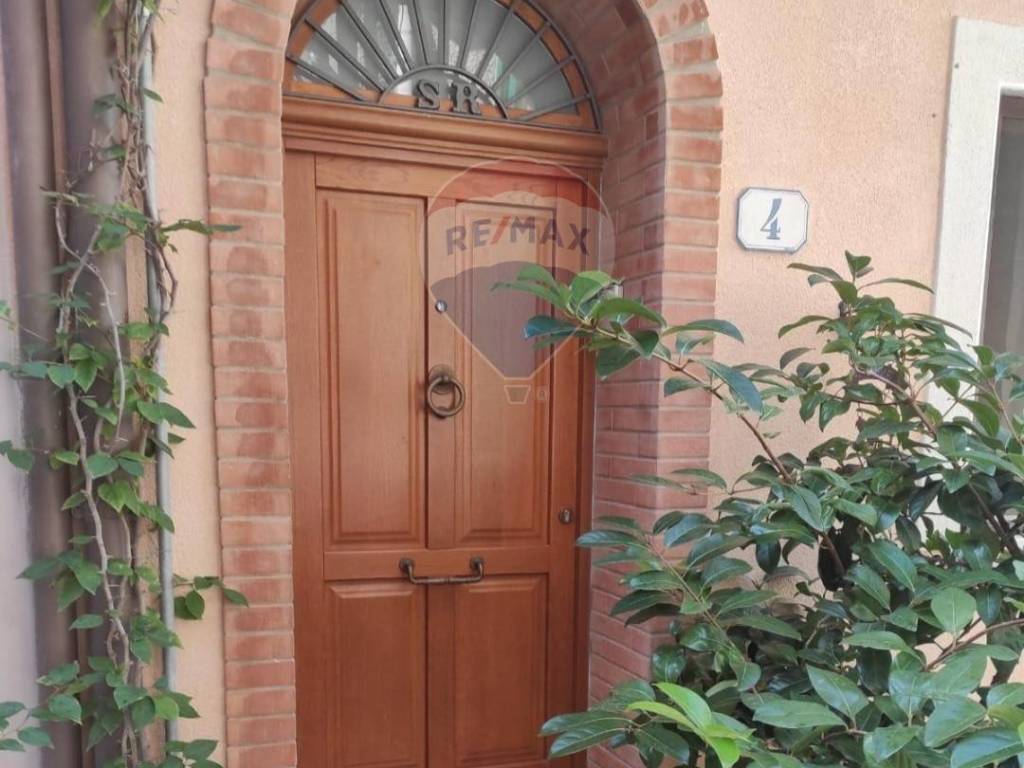 Casa indipendente a Isnello in via Isonzo - Foto 2