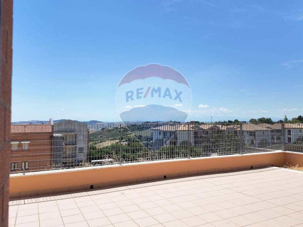 Appartamento a Recanati in Piazzale Menechen - Foto 5
