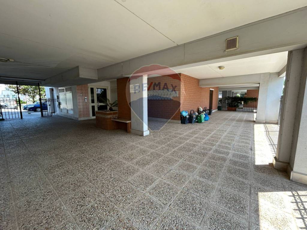 Appartamento a Aprilia in VIA STRADIVARI - Foto 2