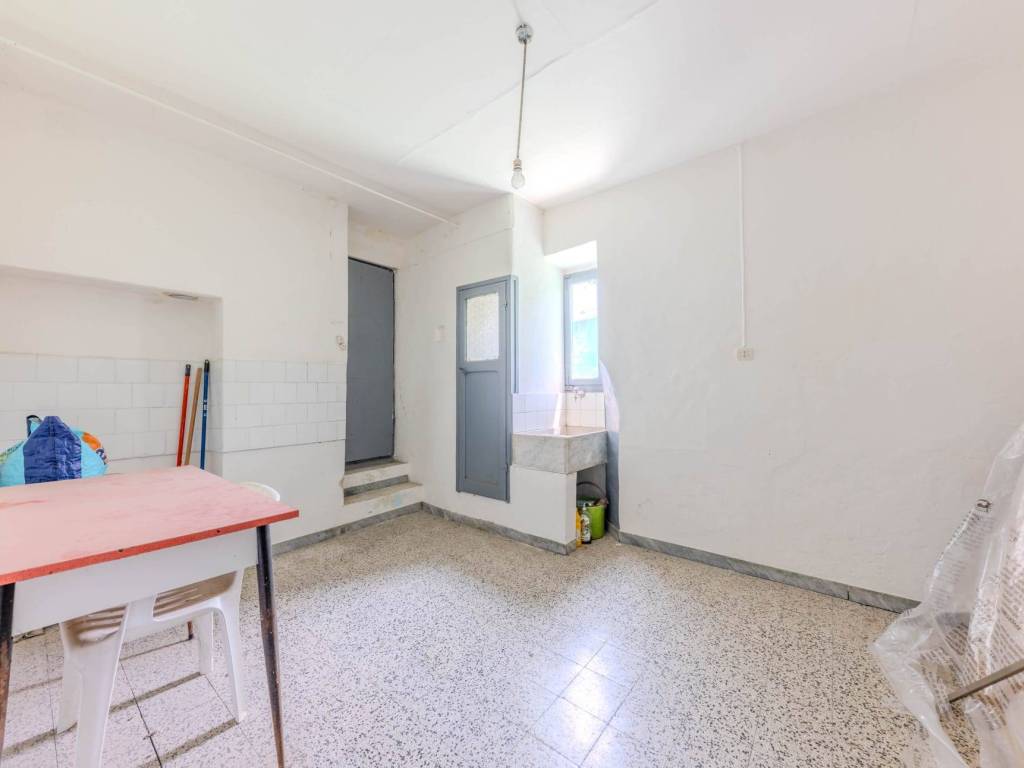 Appartamento a Capodimonte in Via Roma, 80 - Foto 5