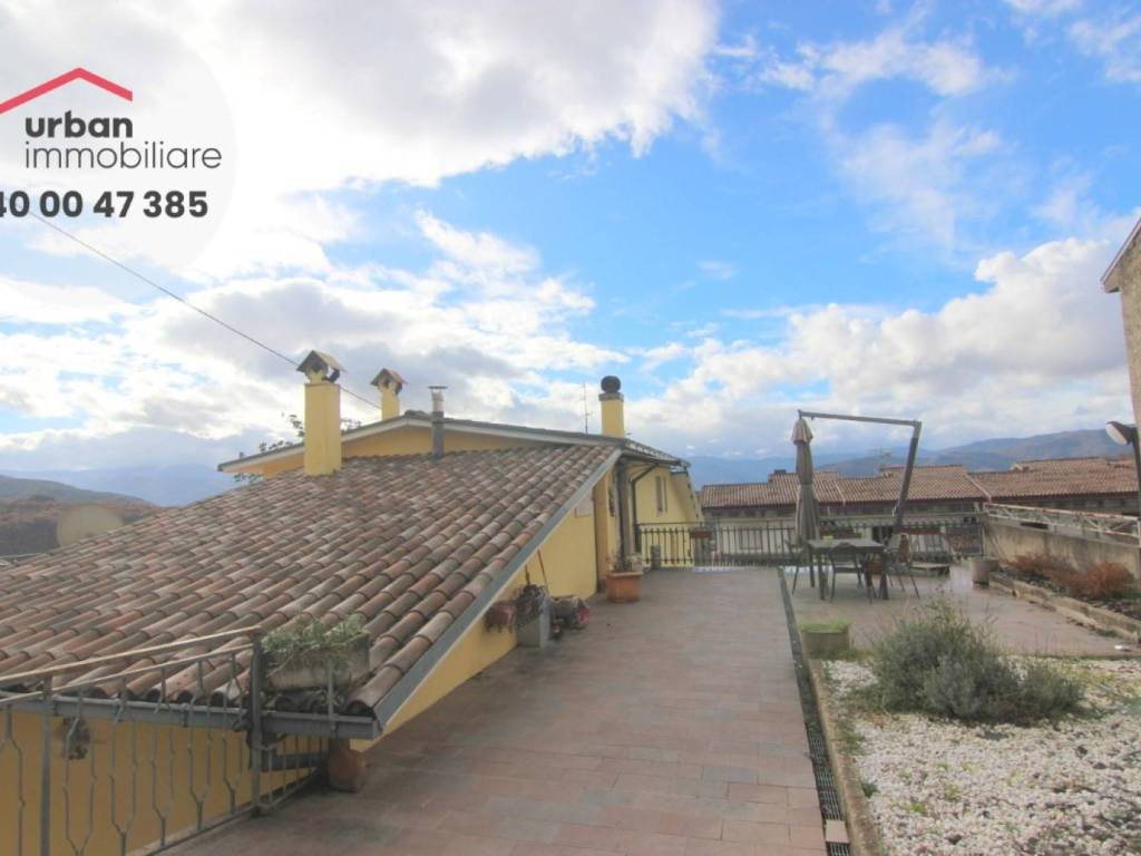 Casa indipendente a L'aquila in Piazza Aricavallo - Foto 5