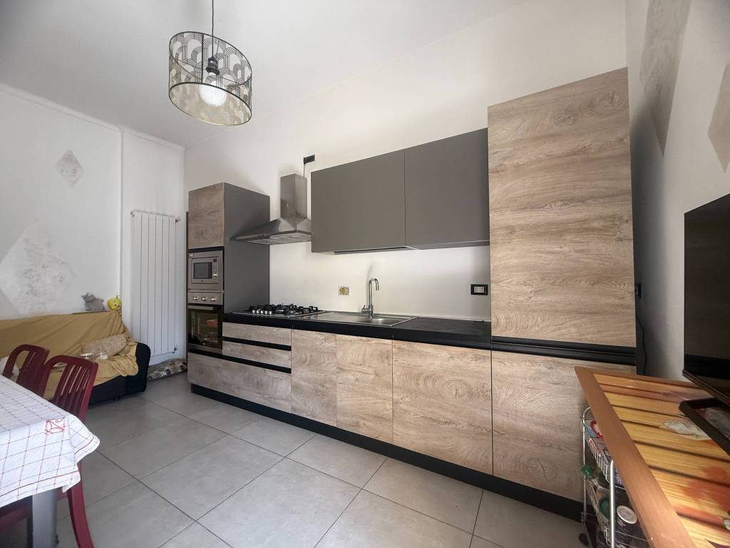 Appartamento a Torino in Via Renato Martorelli, 9 - Foto 2
