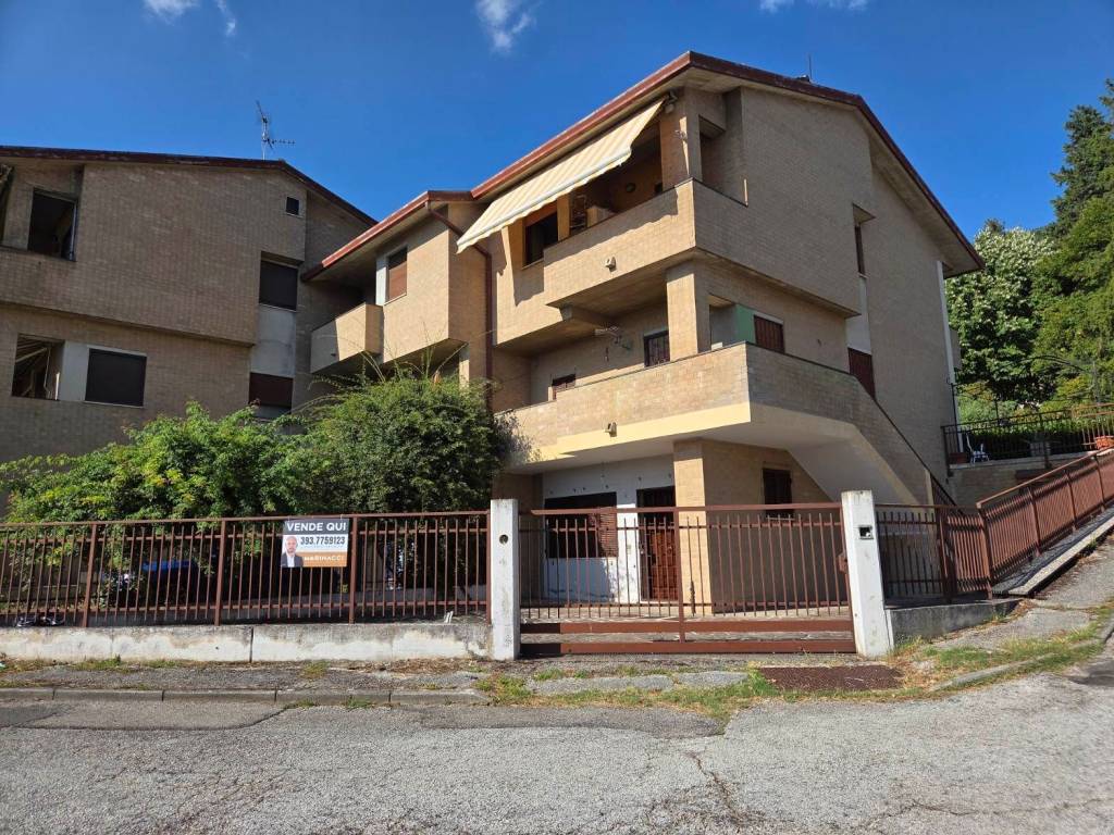 Appartamento a Assisi in via del lauro, 34 - Foto 2