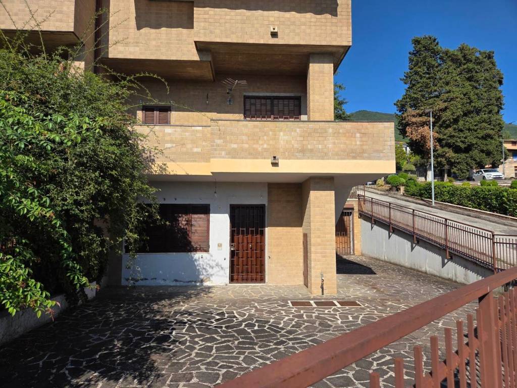 Appartamento a Assisi in via del lauro, 34 - Foto 3