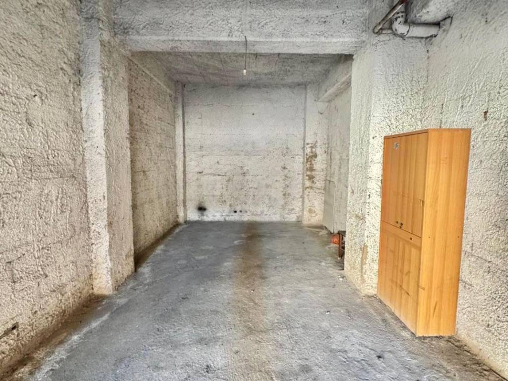 Box / garage a Atripalda in Via Roma - Foto 2