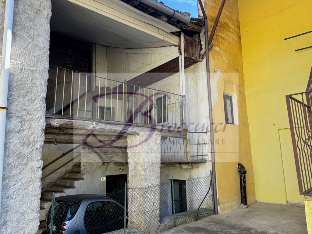 Casa indipendente a Bisuschio - Foto 2