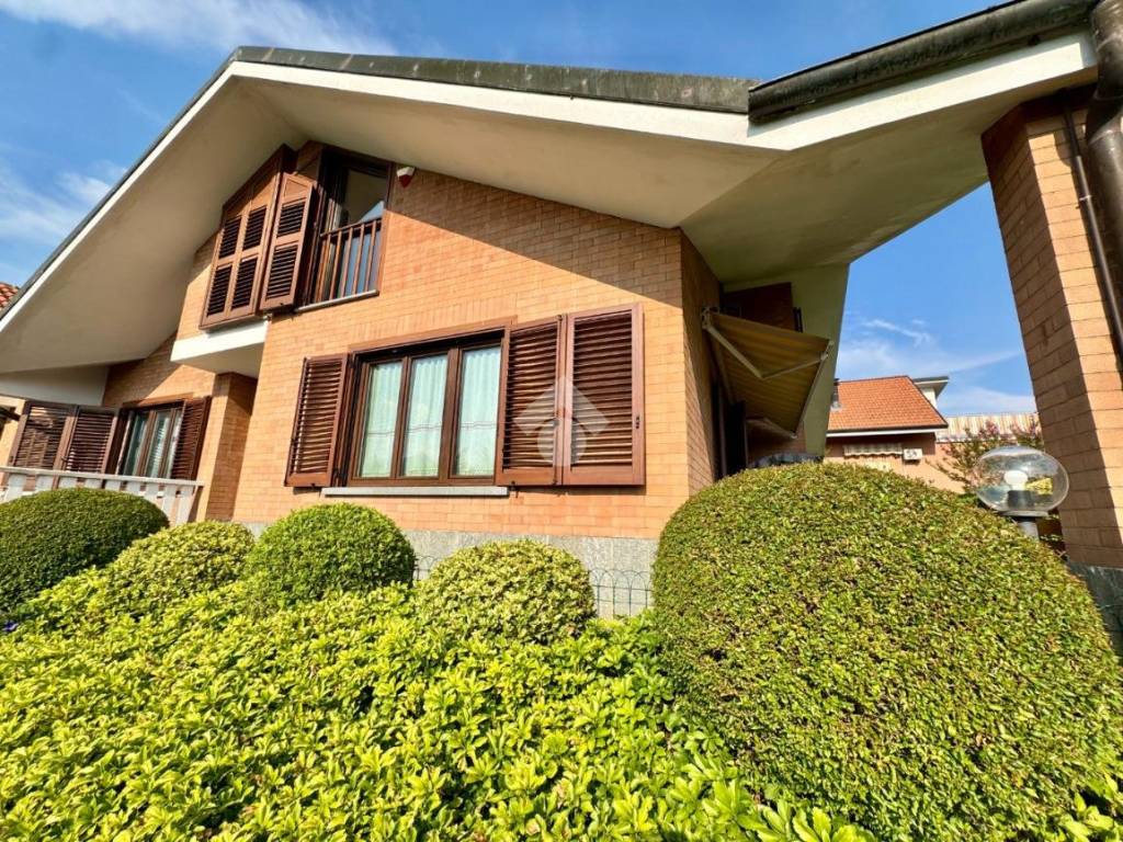 Villa a Rivoli in Via belfiore, 53 - Foto 2