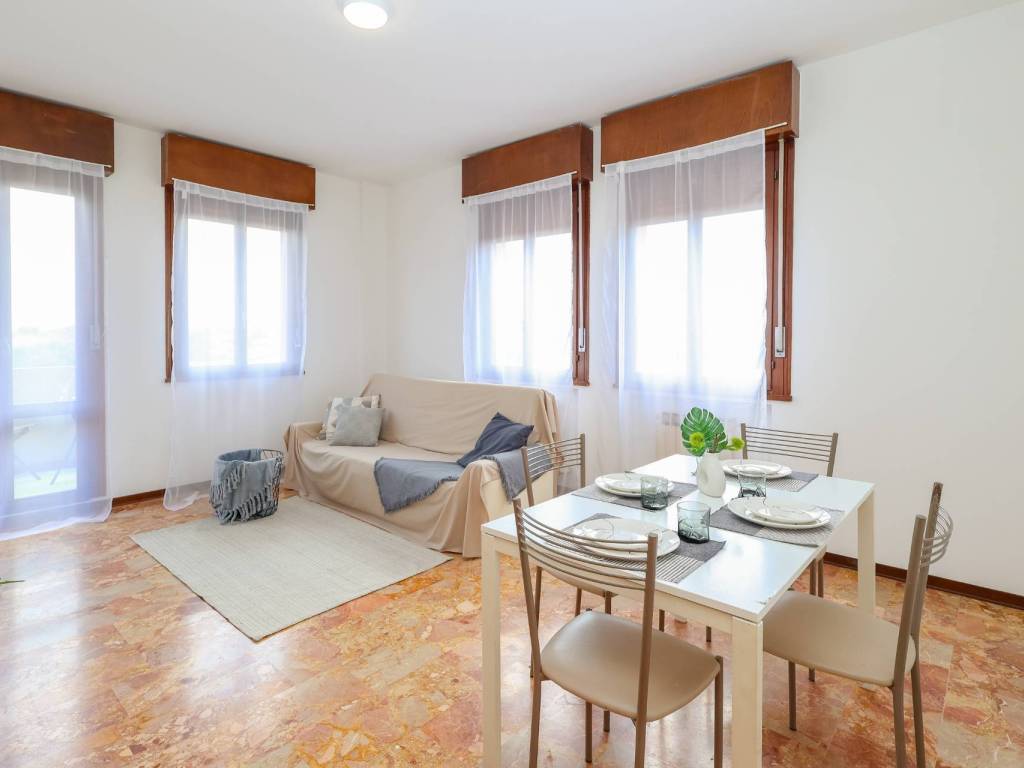 Appartamento a Padova in Via Vittorio Alfieri, 17 - Foto 2