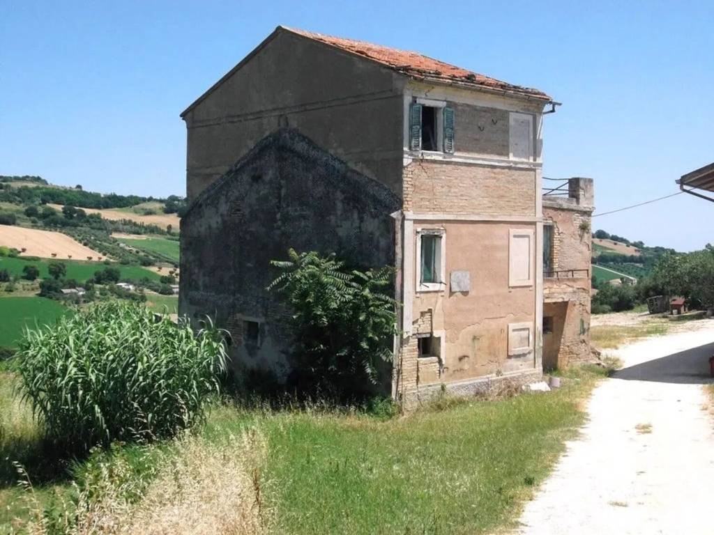 Rustico / casale a Potenza picena in Contrada Castelletta, 25 - Foto 2