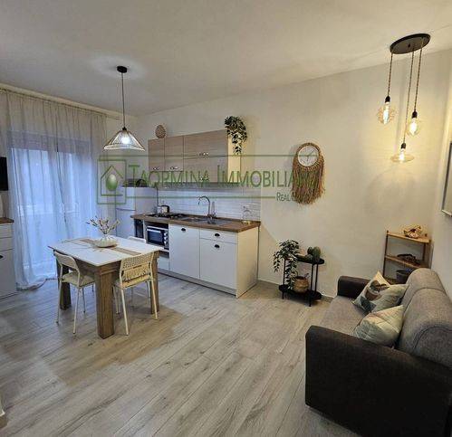 Appartamento a Taormina in Via Marco Minghetti 1 - Foto 2