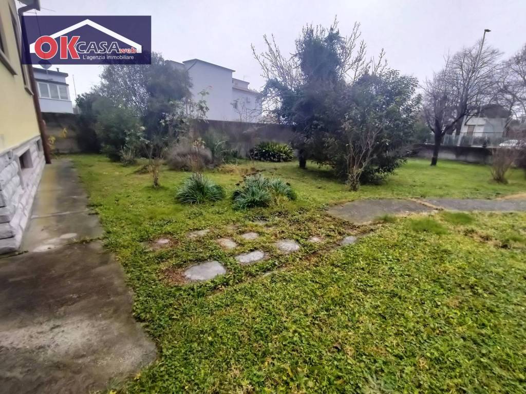 Villa a Monfalcone in Via delle Mandrie - Foto 2