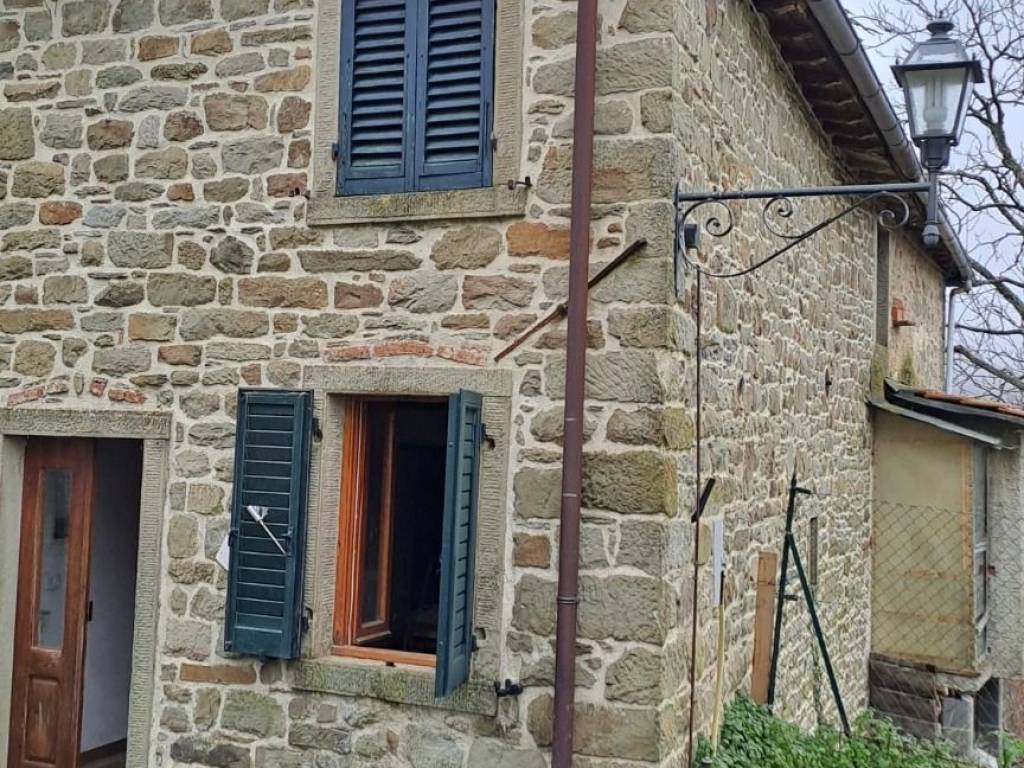 Casa indipendente a Ortignano raggiolo in Monte Borgnoli Badia Tega - Foto 2