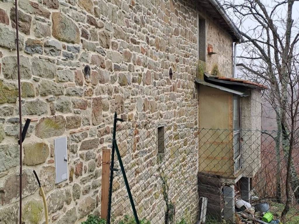 Casa indipendente a Ortignano raggiolo in Monte Borgnoli Badia Tega - Foto 3