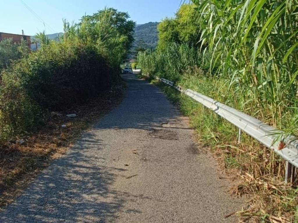 Terreno a Lamezia terme in Via degli Enotri - Foto 5