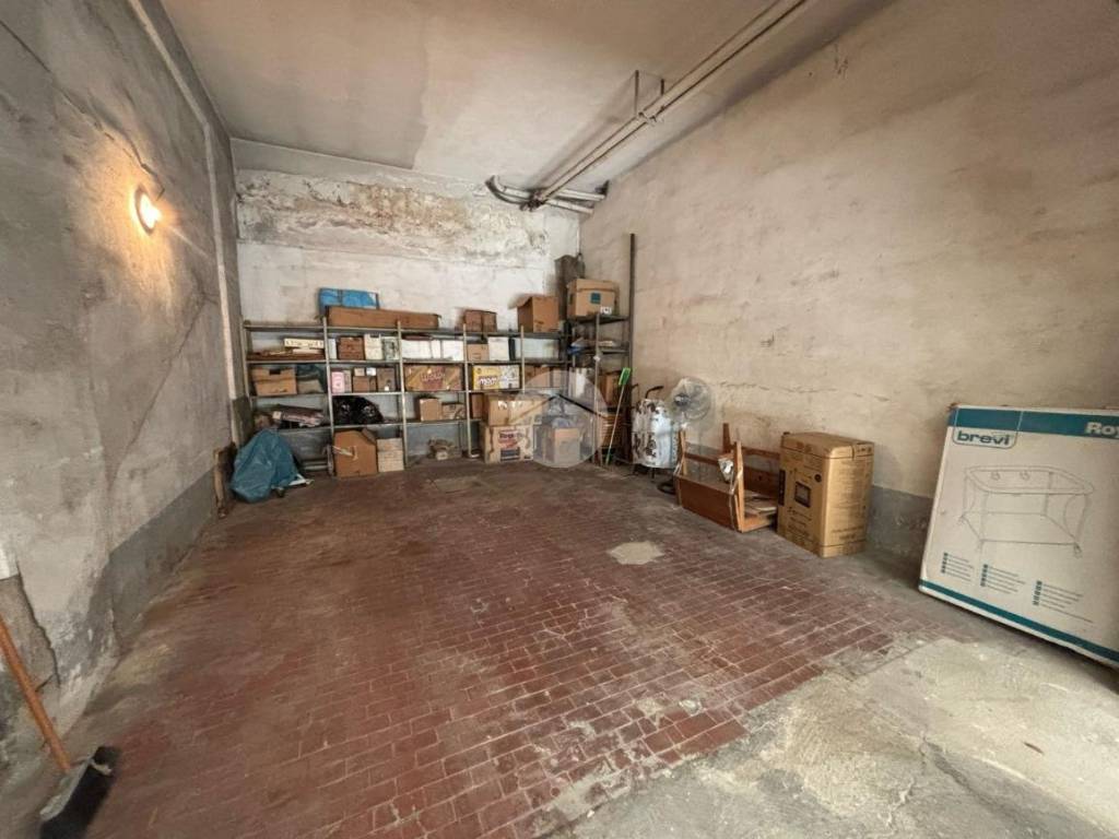 Box / garage a San giorgio a cremano in Via Giuseppe Mazzini, 13 - Foto 4