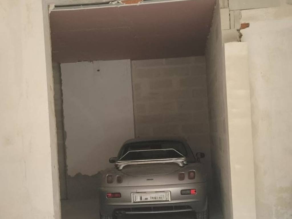 Box / garage a Caltanissetta in Via Pier Maria Rosso di San Secondo - Foto 5