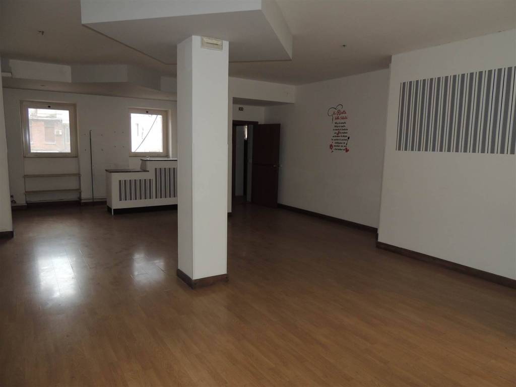 Immobile a Terni in VIA EMO BATTISTI - Foto 3