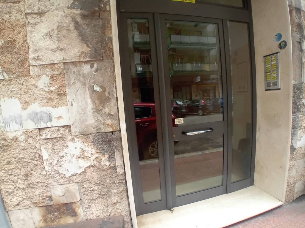 Appartamento a Taranto in Via Generale Giuseppe Messina, 76 - Foto 3