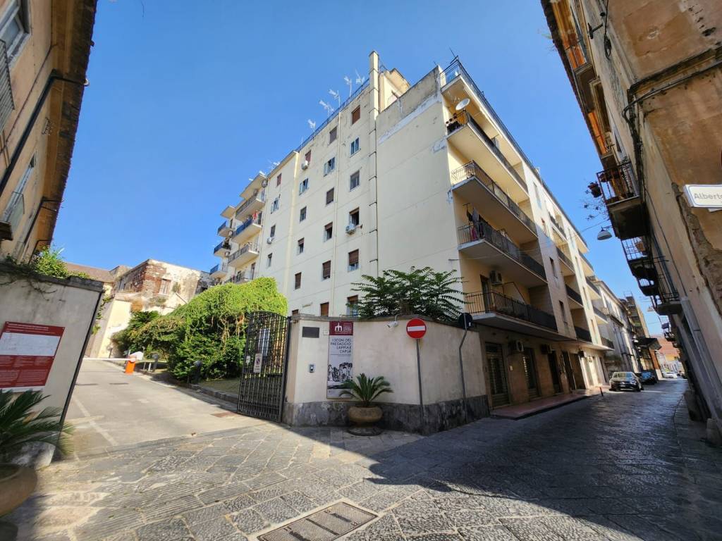 Appartamento a Santa maria capua vetere in Via R. d'Angiò, 40 - Foto 2