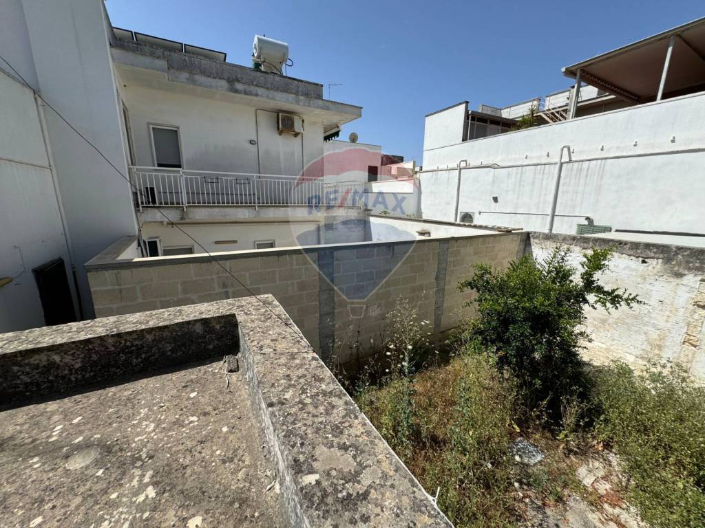 Casa indipendente a Guagnano in Via Firenze, 7 - Foto 2