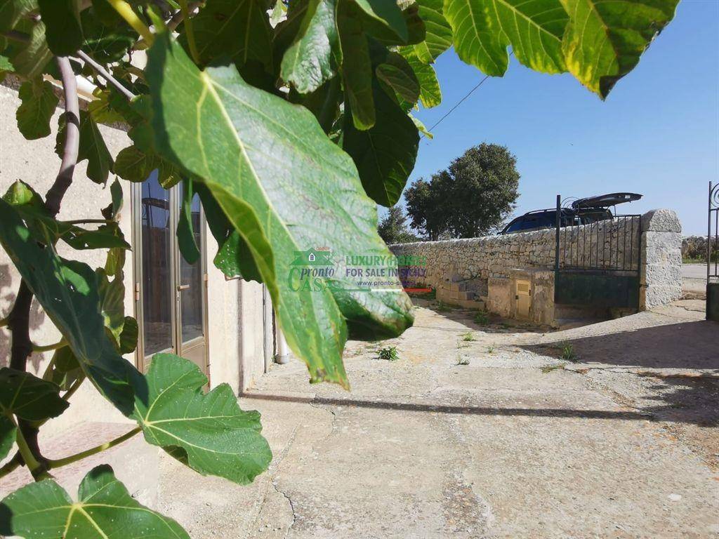 Casa indipendente a Ragusa in C.da Monte Margi - Foto 2
