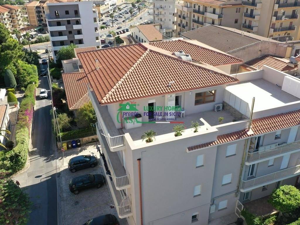 Attico / mansarda a Modica in C.le Cisterna Salemi Balatannuzzari Trec., 1 - Foto 3