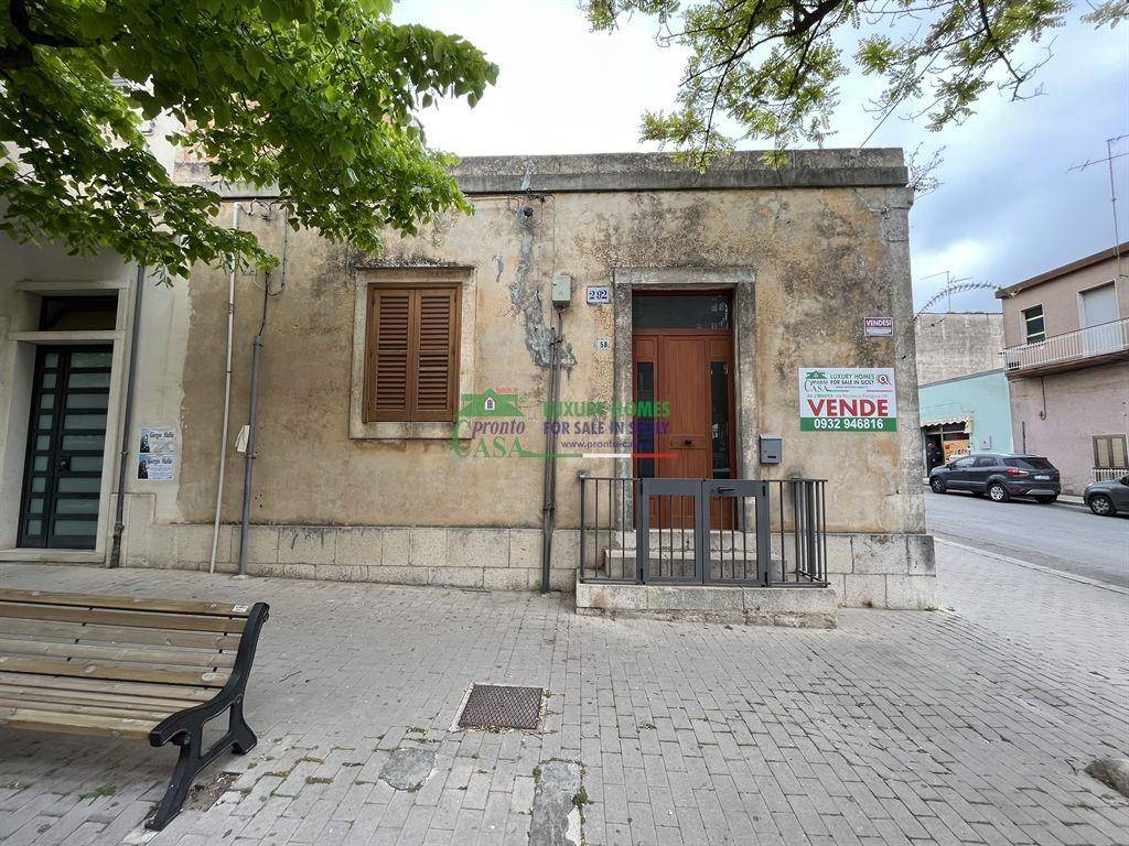 Casa indipendente a Modica in Via Don Bosco, 58 - Foto 3
