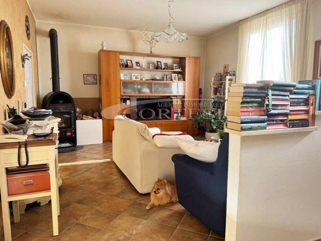 Casa indipendente a Monte porzio - Foto 5