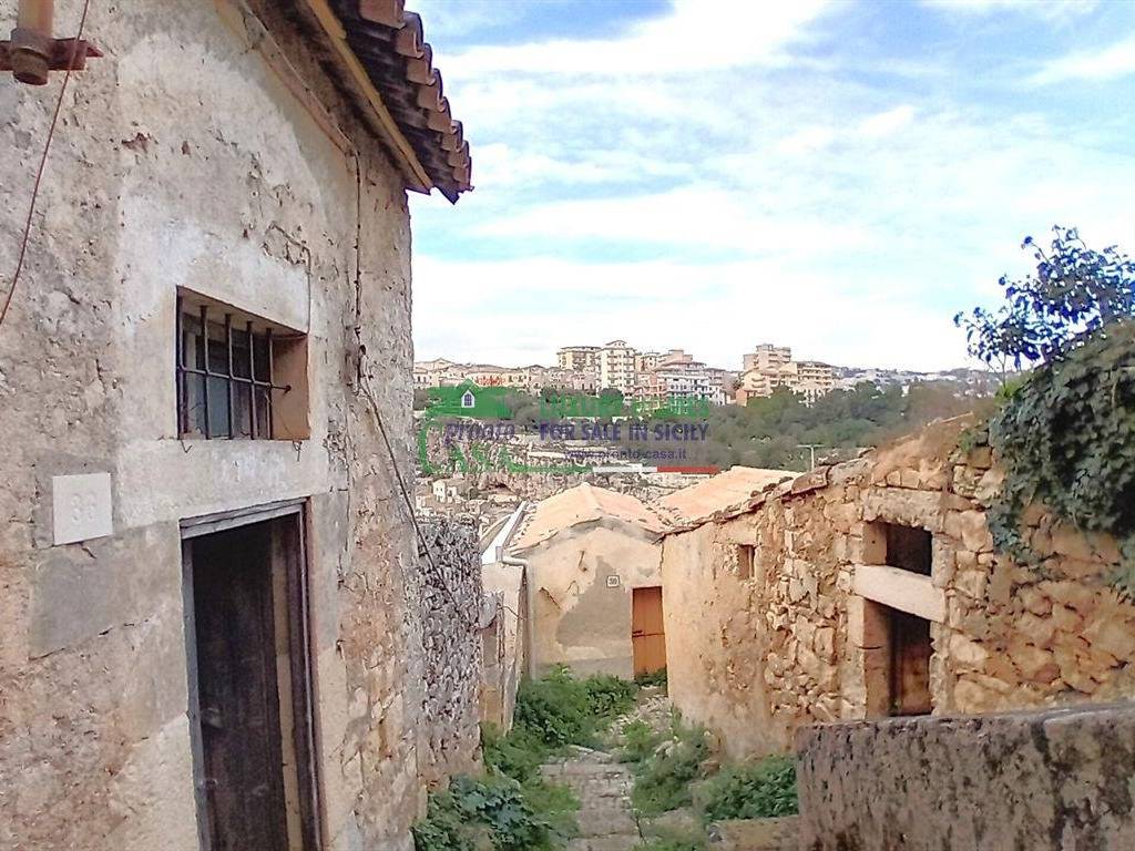 Casa indipendente a Modica in Via Sant'Andrea Piedigrotta, 4 - Foto 3