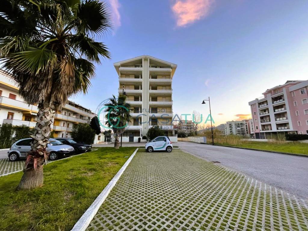 Appartamento a Alba adriatica in Via Verona, 11 - Foto 2