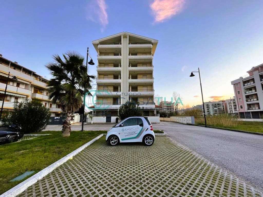 Appartamento a Alba adriatica in Via Verona, 11 - Foto 4